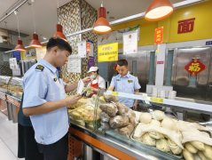 <b>“现正在人人都是监</b>