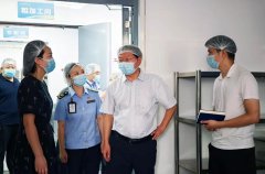 <b><b>前正正在开展的中小学校园食物平安凸起问题专</b></b>